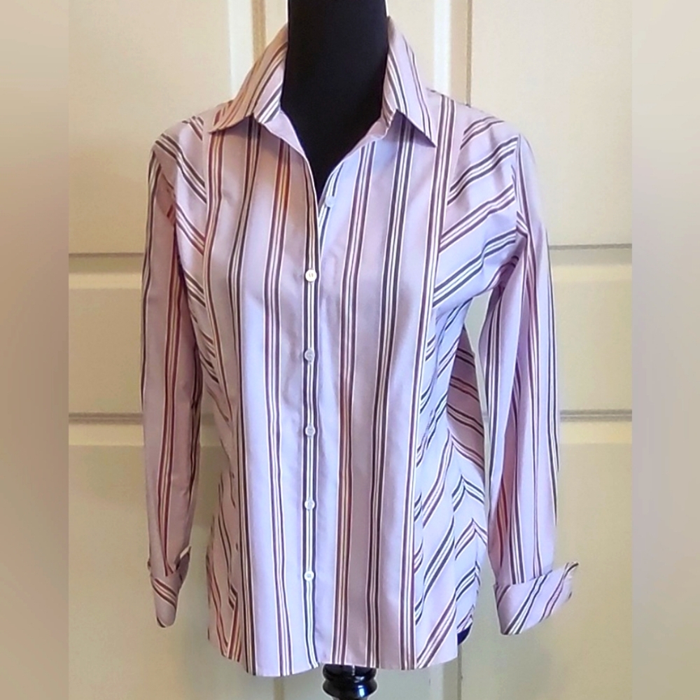 Liz Claiborne No Iron Button Up Blouse with French Cuffs EUC